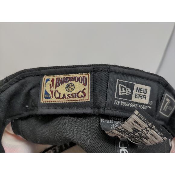 New Era 59Fifty NBA Hardwood Classics Size 7 1/8 Fitted Hat Toronto Raptors - Picture 13 of 14